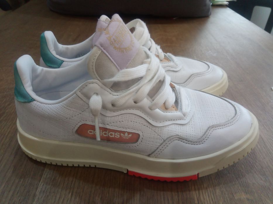 Buty adidas sneakersy originals 39,5 nowe okazja