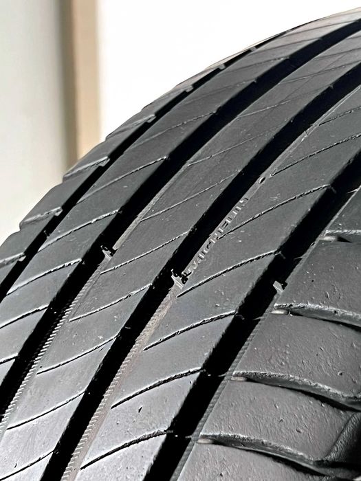 Pneus Michelin Primacy 4 - 215/50/17 - Excelentes