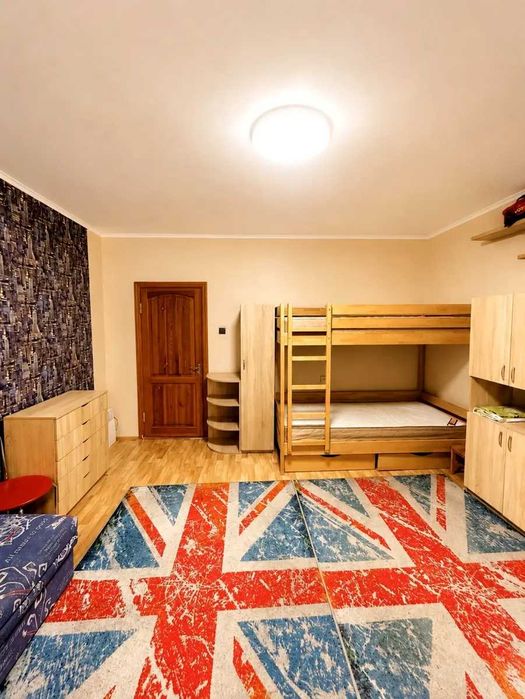 3-кімнатна квартира 103 м², окремий вхід, центр Вишгорода