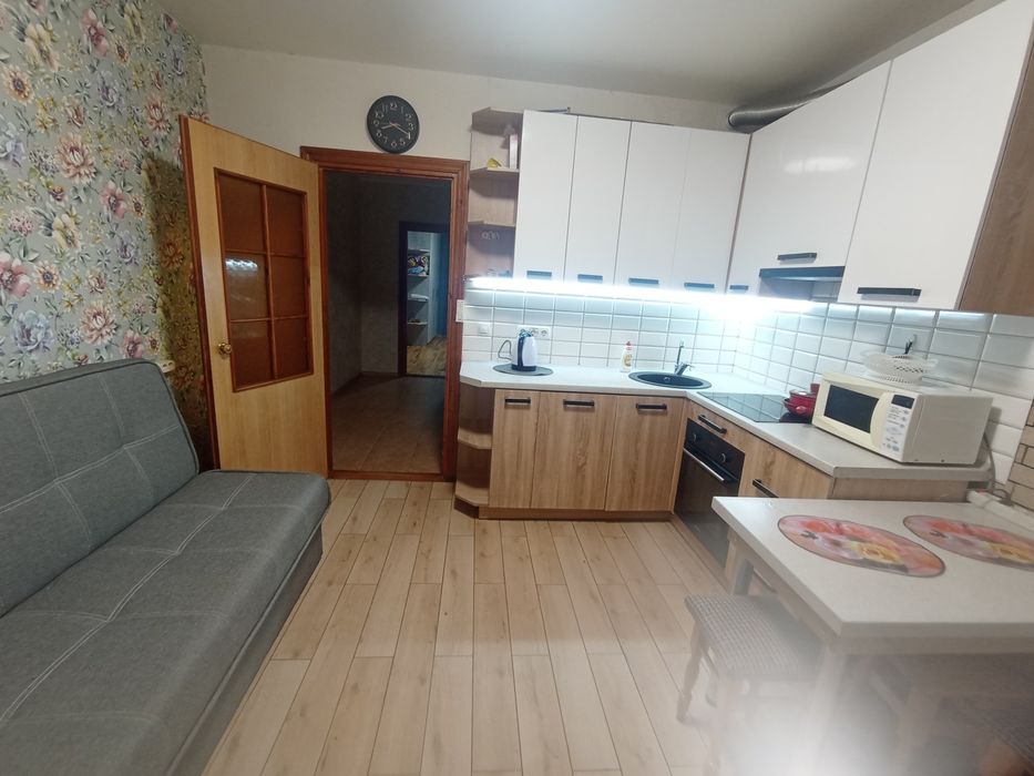 Погодинно -600, подобово Троєщина, вул.Милославська