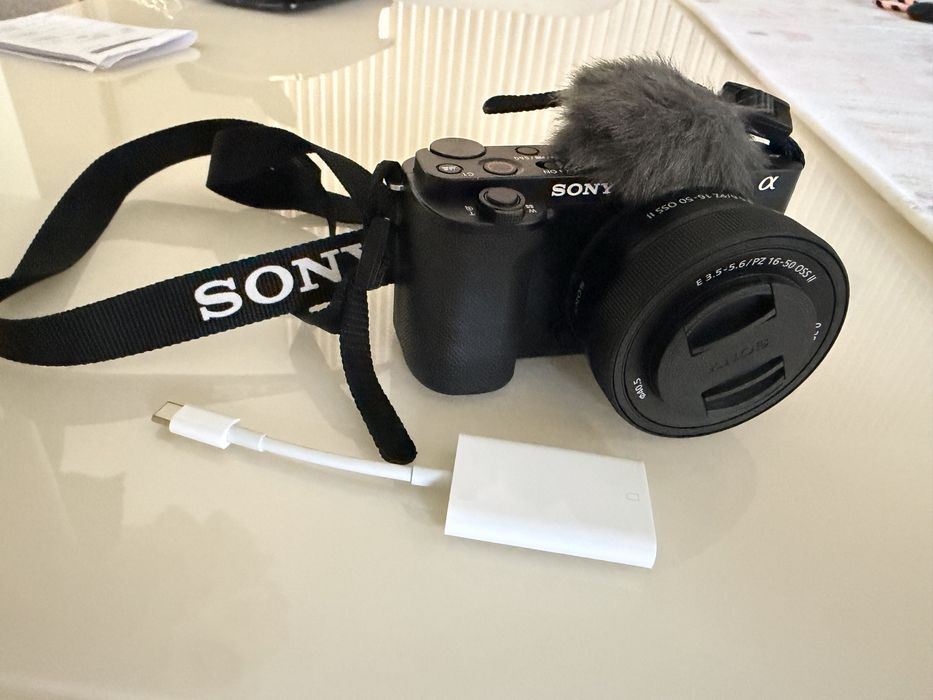 Sony ZV-E10 + Lente 16-50mm | Como Nova
