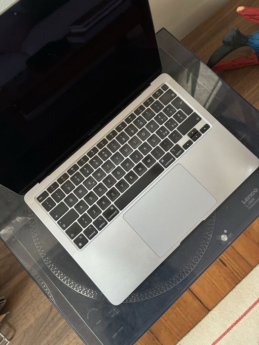 MacBook Air M1 (2020) novo
