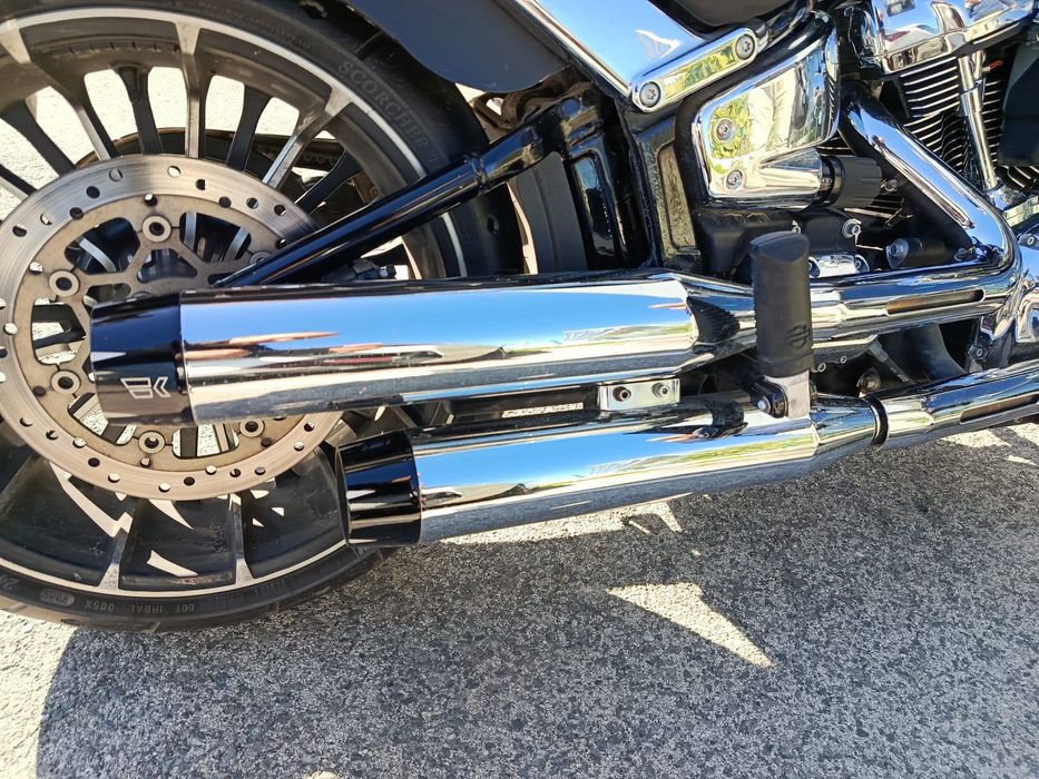 Harley Davidson FXBR Breakout 117, 2023, 25000kms