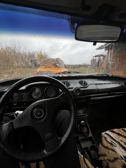 Продам ваз 2103 в нормальном состоянии