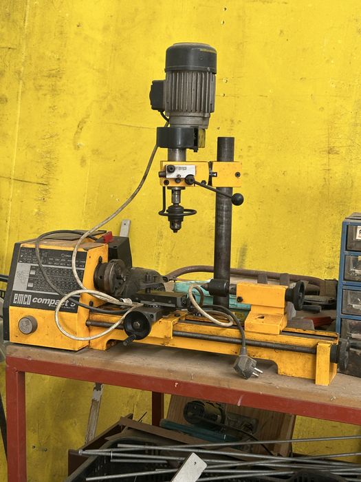 Maquina de corte de madeira  pequeno torno mecanico
