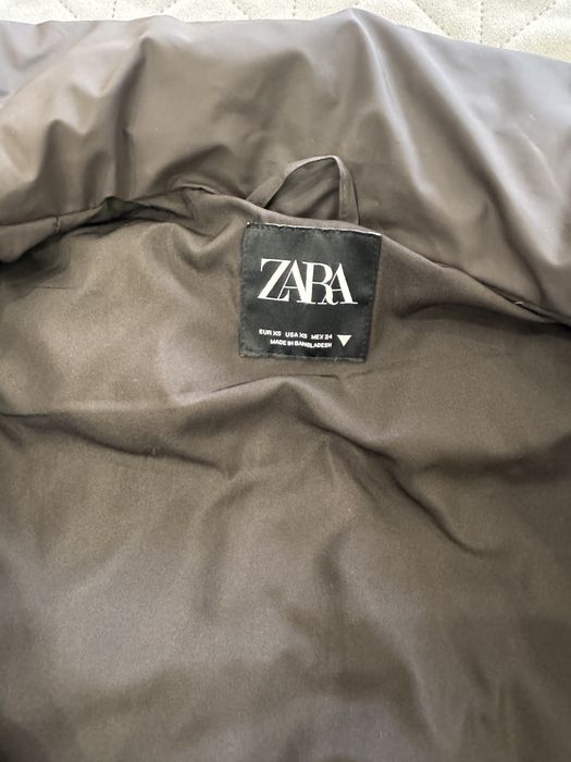 Продам укороченую жилетку zara xs размер