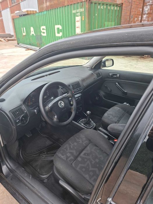 Golf IV 1.9 TDI em bom estado