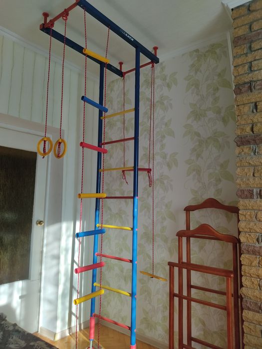 Продам шведську стінку