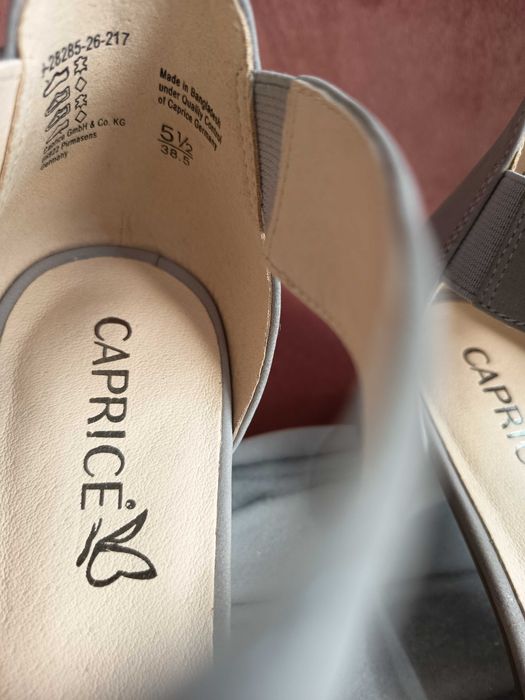 Caprice szare sandały na słupku obcasie 38,5