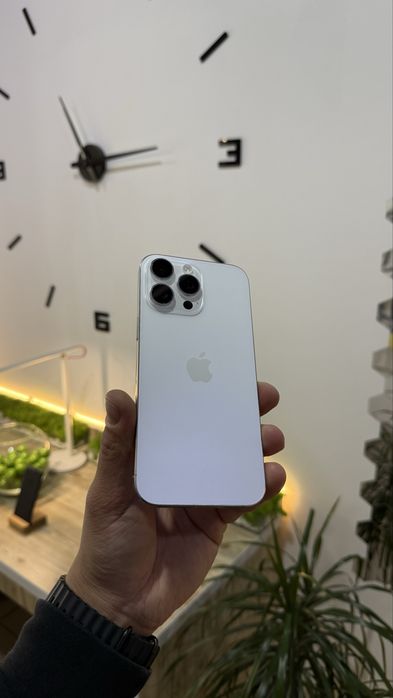 Iphone 16 Promax 256 Gb White Titanium акб 100%