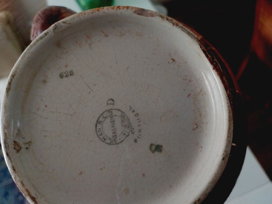 Bule antigo da Fábrica de louça de Sacavém