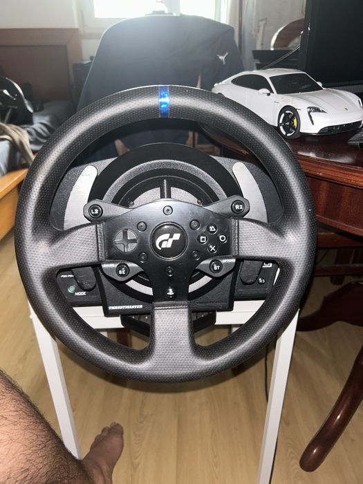 Thrustmaster T300RS GT Volante Force Feedback y 3 Pedales