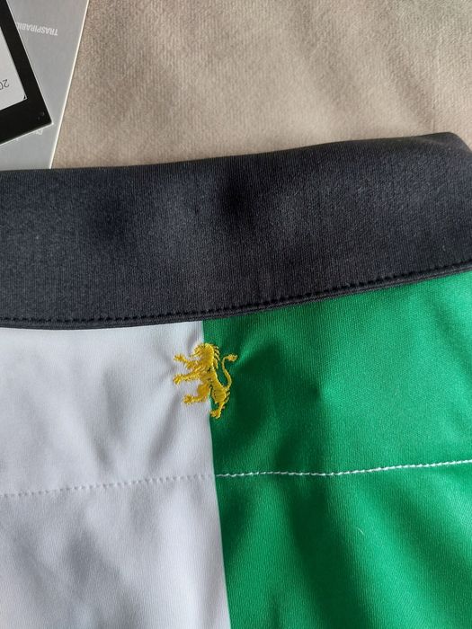 Camisola Sporting assinada pelos jogadores campeões 2020/ 2021