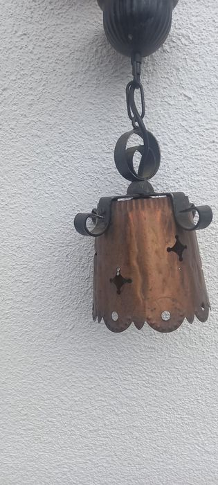 Żyrandol starodawny
