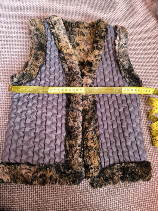 Тепла жилетка,тёплая жилетка ,на меху