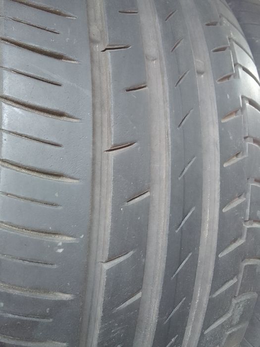 Cena za 2 Opony letnie 235/45r18 CONTINENTAL 2021r