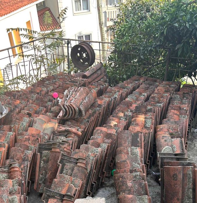 Vendo Telha Cerâmica Usadas 0.50€ - Negociavel