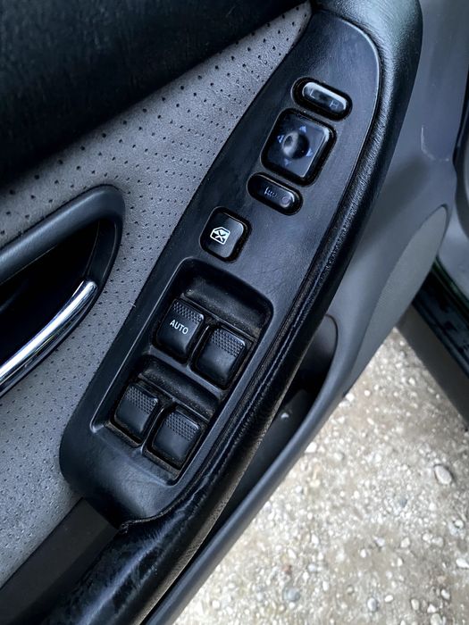 Продам Subaru Legacy 2000 рік можлива розстрочка, кредит, обмін!