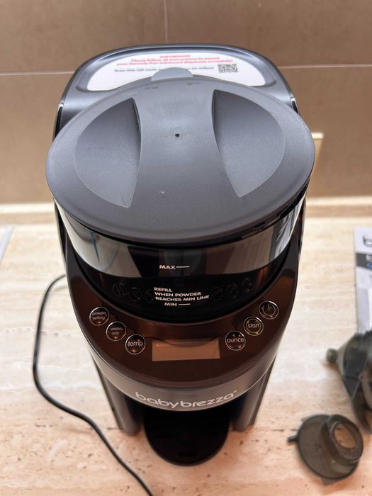 Машина для приготовления детской смеси Baby Brezza Formula Pro Advanced черная (FRP0131)