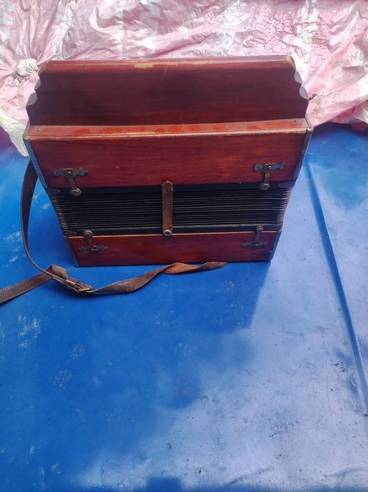 Продам гармошку тульская