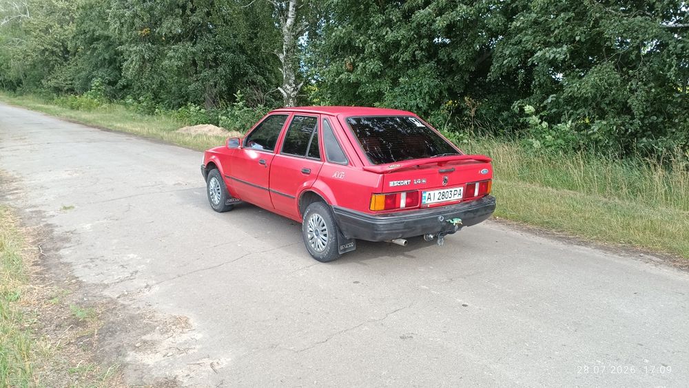 Продам Форд Ескорд 1.4
