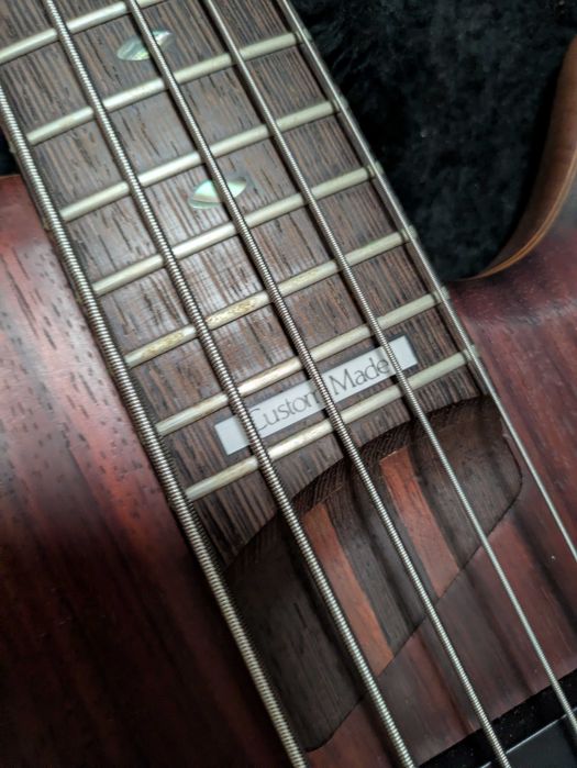 TROCA – baixo Ibanez Soundgear SR1305 Custom Made in Japan 5 Cordas (1995)