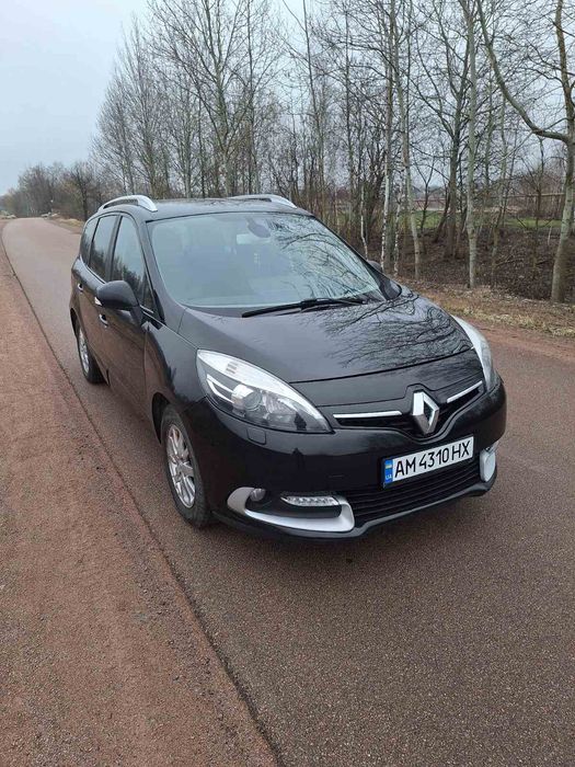 Свіжий Гранд Сценік 2014 року. Двигун 1.6 dci.
 Пробіг 243 тис. км.
 Обслужений. 
тел. 09******77