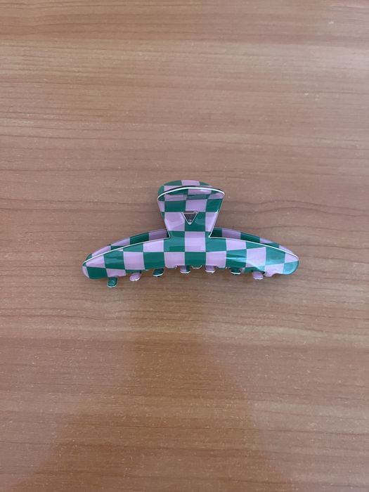 Продам заколку для девочки