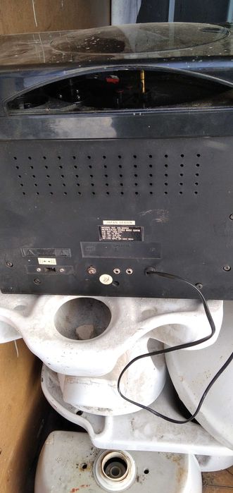 Усилителт OSAKA AN-2000A