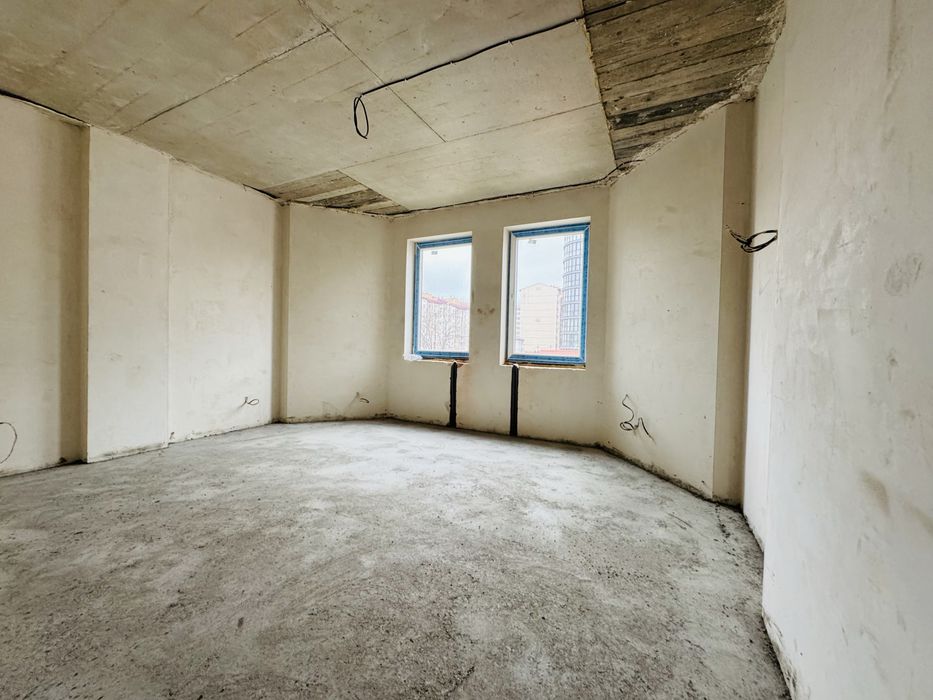 Елітна Новобудова - Щербанюка-Героїв Майдану - 70% Ремонту