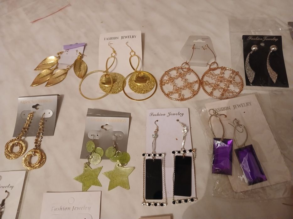 Сережки біжутерія нова! За все 100 грн