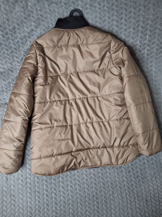 Куртка бежева весняна