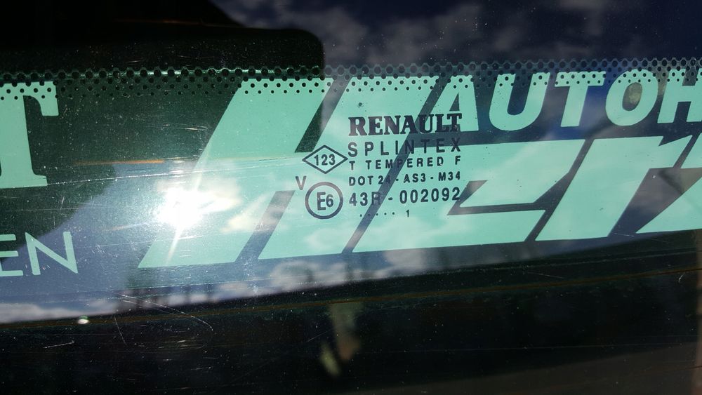 szyba tylna w klapę renault clio ii 5d 2001r. as3 oe