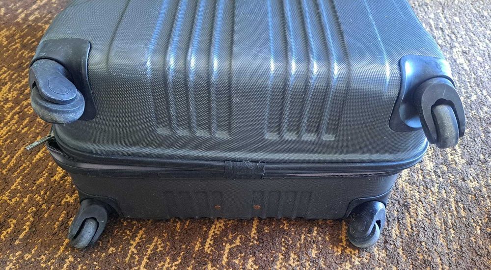 Mala de viagem rígida