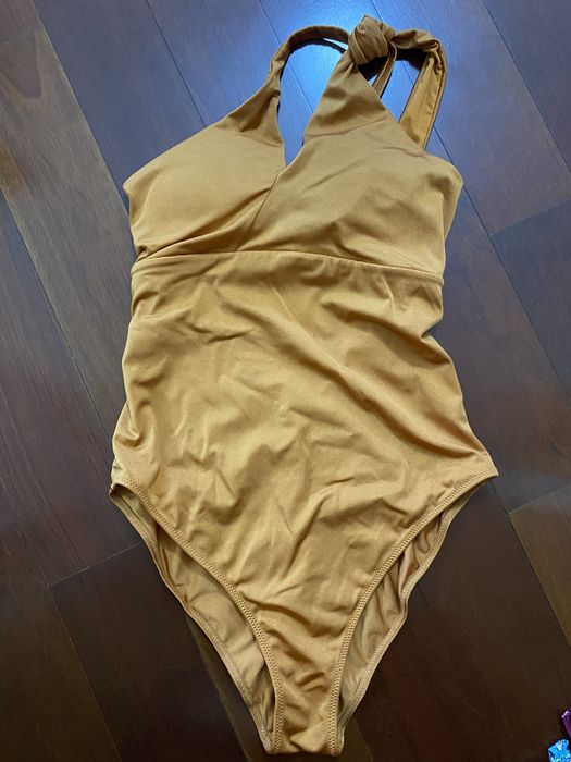 Fato de banho com abertura