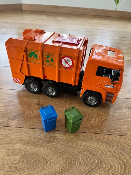 Śmieciarka Bruder