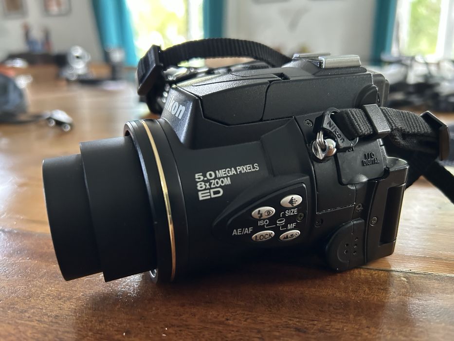 Nikon coolpix 5700 a funcionar