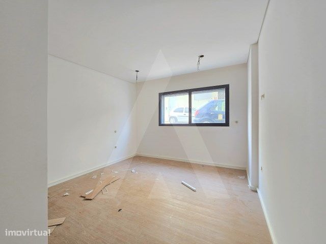 Apartamento T2 moderno - Open Space com imensa luz natura