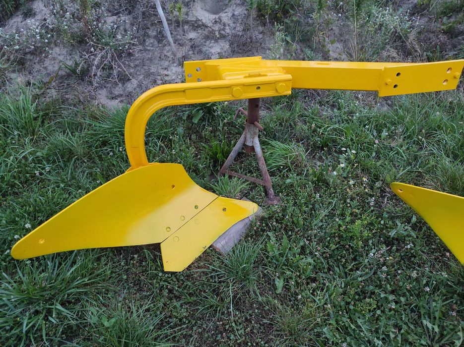 Pług huard 3+1 skibowym