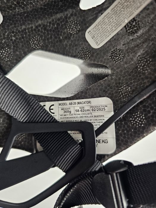 Kask rowerowy Abus Macator różowy L 58-62 cm sportowy