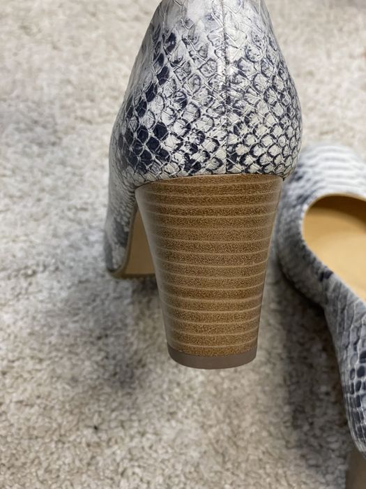 Damskie buty na obcasie słupku Peter Kaiser 40