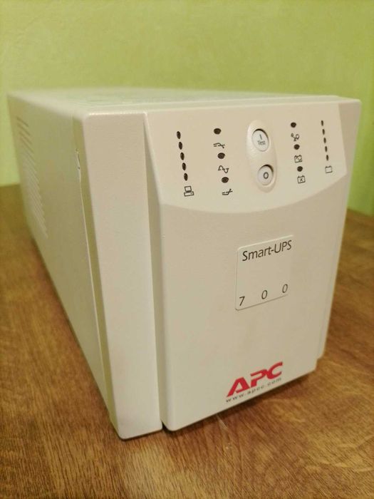 Источники бесперебойного питания, инверторы 700-5000 VA (чистый синус)