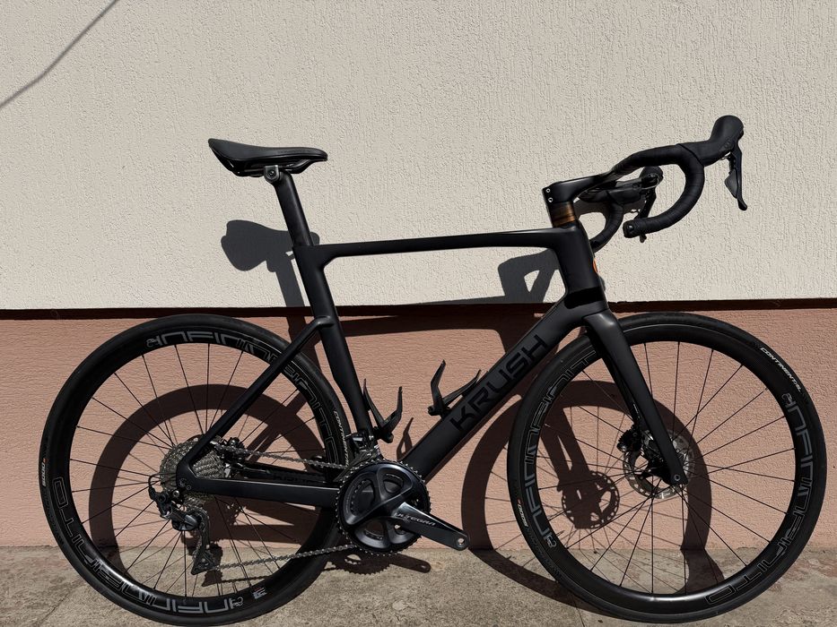 Rower szosowy Krush, hydraulika, Ultegra, full carbon, kola carbon