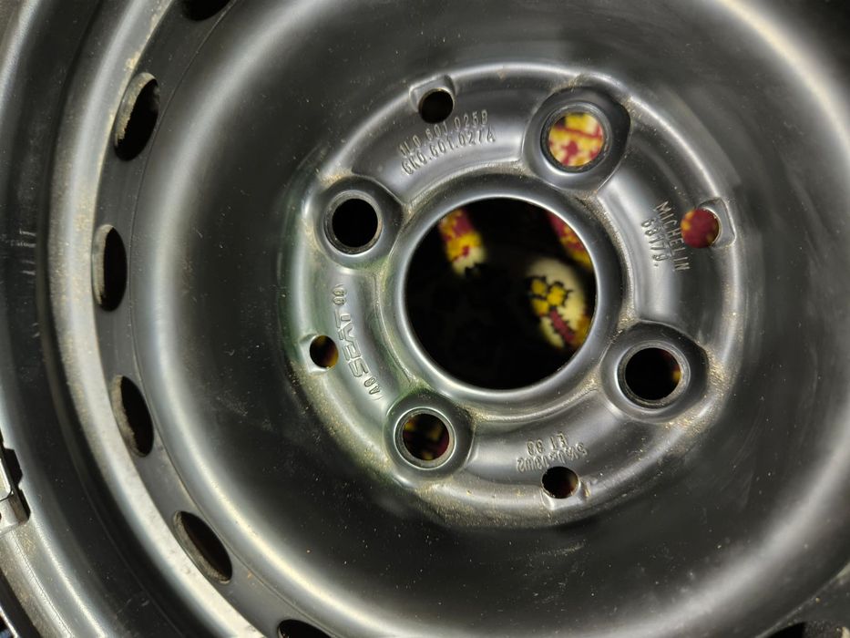 Jantes R13"em ferro 4 furos para SEAT Ibiza