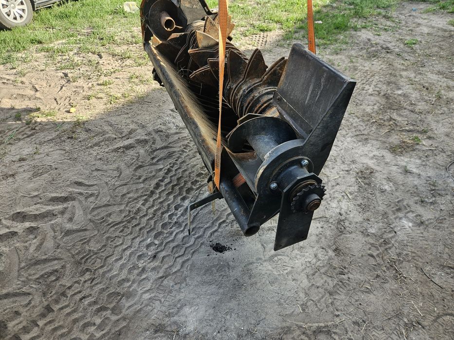 Podbieracz prasy deutz fahr, vicon, rotor.