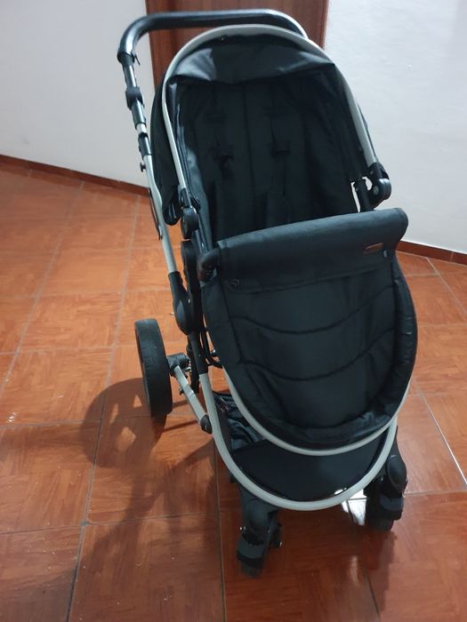 Vendo carrinho de bebe 3em1