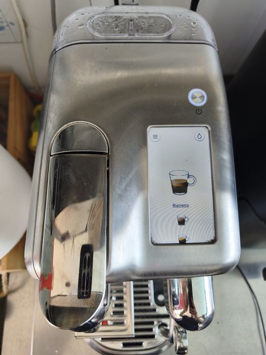 Máquina de Café Nespresso