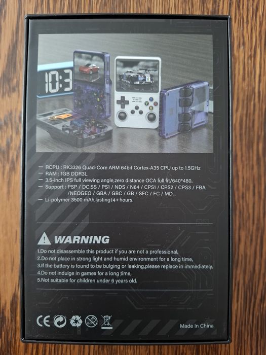 Game console 64GB + etui