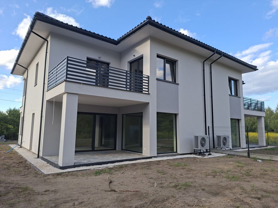 Dom jednorodzinny, bliźniak, segment  192m2  duża działka