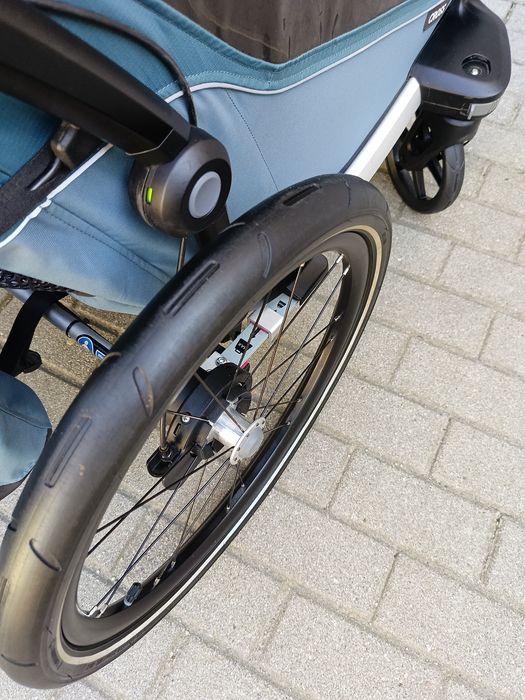 Thule Chariot Cross 2 double - dodatkowy hamulec w rączce